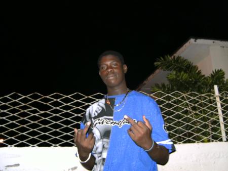 okk&eacute;&eacute; titi 